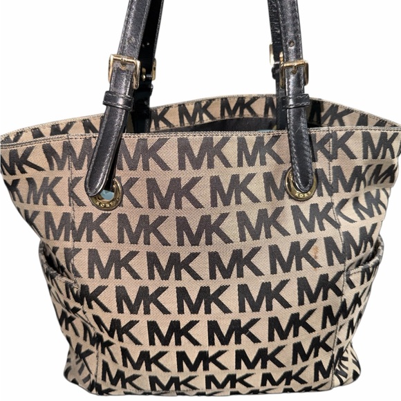 Michael Kors Brown and Black Shoulder Bags - Picture 3 of 8